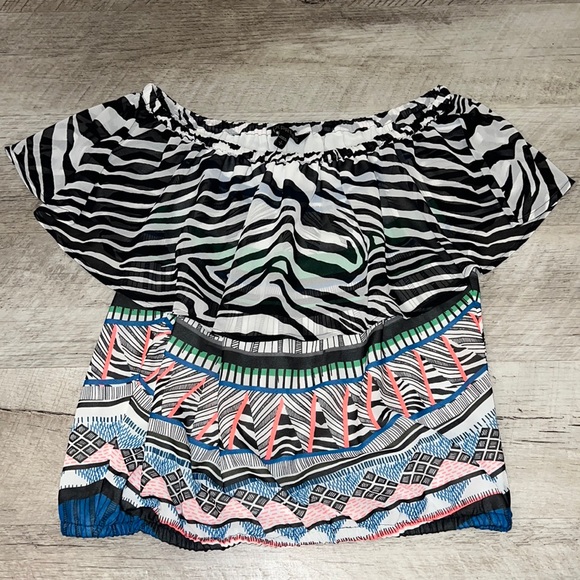 NEW Express top - Picture 1 of 6